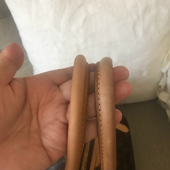 Louis Vuitton Tivoli GM - Picture 7 of 8